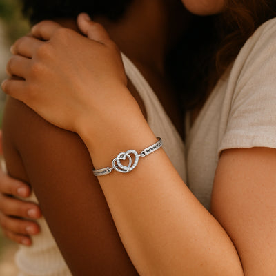 Sisters by Heart – Double Heart Bracelet